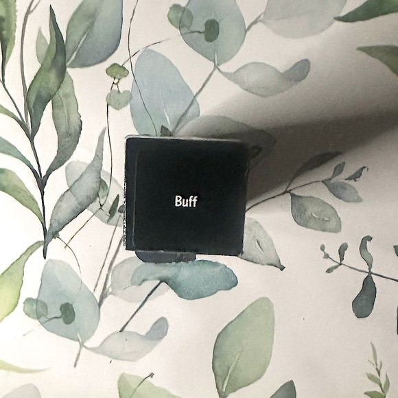 Bobbi Brown Crushed Lipstick in BUFF - Picture 5 of 7